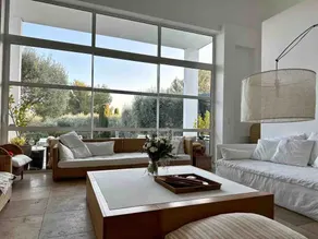 Villa in the olive groves - Image 4