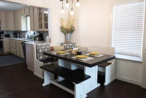 Modern Home In Heart Of Downtown Klamath Falls - Image 5