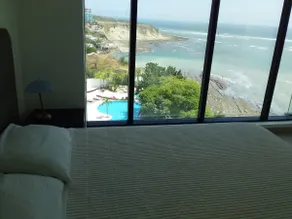 Beach Front Manta Luxury - Image 4
