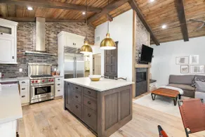 New Mountain Modern Guesthouse. - Image 4
