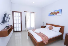 D'padang villa & Homestay - Image 5