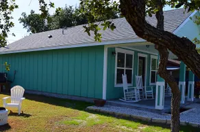 The Craft Coastal Cottage - Image 3