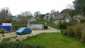 small house - Image 2