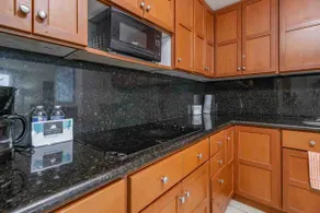 Beachfront condominium 608 - Image 4