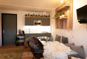 Complete makeover, modern and rustic. - Image 5