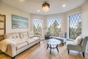 Very Spacious Beautiful Guest Quarter! - Image 3