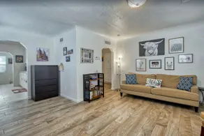 Adorable 2 BR Home in the heart of Las Cruces - Image 2
