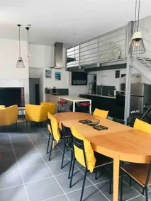 Maison Jeanne D'arc, au Cœur de la Cité Médiévale - Image 2