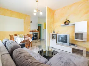 Holiday home Ecio, with a large garden, fenced - Image 3