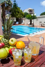 SUNLIGHT VILLA WITH PRIVATE POOL  FOR FAMILIES AND FRIENDS TO ENJOY - Image 2
