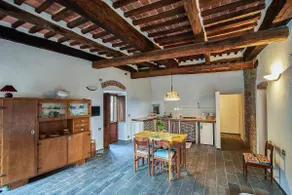 Relax in a tuscany village - Image 5
