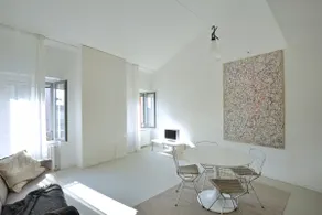 Apt. in historic centre: space, light & style! - Image 3