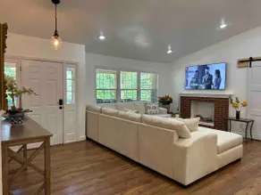 The Sunrise HavenBright and Cozy 4-Bedroom Home - - Image 3