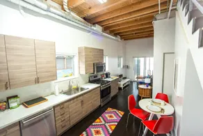 Beach House Venice Beach Modern Arch Luxury Hem Abott Kinney Venice Pier - Image 4