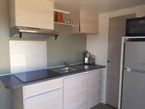 Charming mobile home facing Baie Saint Michel - Image 3