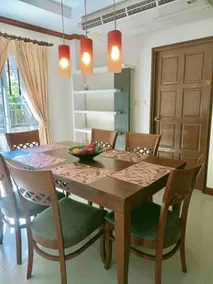 Cheerful 2 bedroom home with private pool. - Image 5