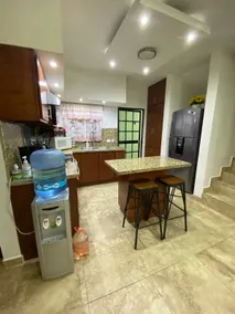 Beautiful house with a 2 minute walk from beach. - Image 4