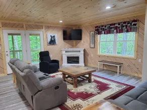 Wildwood cabin at Paradise in the Woods on the Buckhannon River - Image 2