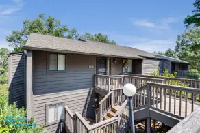 Spacious 3 bedroom- Gated & Perfect For Families! - Image 5