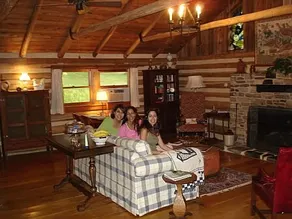 Cabin on the River at the Bare Farm - Image 3