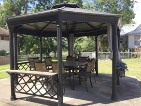 Lakeside Hide-Away - Image 2