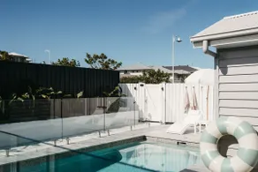 The Bay Retreat -Heated mineral Pool & Spa! - Image 3