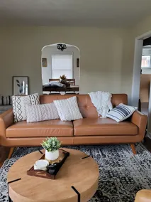Stylish 3 bedroom stone house with great location - Image 3