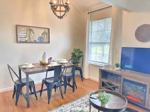 Golf View, Near Marina | Pet Friendly, Gorgeous! - Image 3
