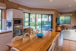 Beachfront Harmony Dunsborough - Image 5