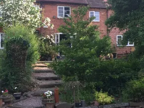 The Vineyards is a 300 year old house - Image 3
