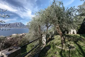 Villa I Gelsomini,  6 Bedrooms, Garden, Terrace, Stunning View of Lake Garda - Image 4