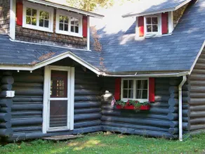 Cottage #1, Robinson's Cottages, Pet-friendly - Image 2