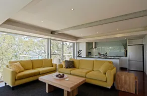 Lorne Luxury ocean views to the bay - Image 4