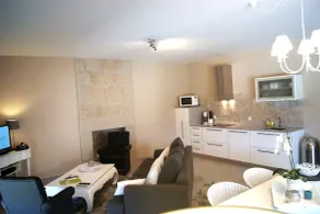 Authentic and luxurious stay in peace - Image 4
