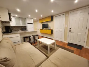 Private apartment, quinn bed/parking - Image 3