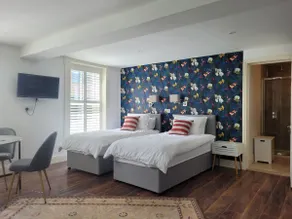 Studio Lowergate Street House - Image 4