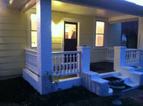 South Boundary Cottage downtown horse district - Image 3