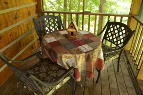 Cabin on the Hill - Image 5