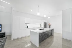 50%OFF Huge Penthouse at the Beach, Great 4 Family - Image 4