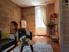 Charming house in the city center with garden - Image 5