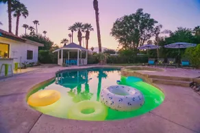 The Atrium - A Luxury Pool Home in Rancho Mirage - Image 2