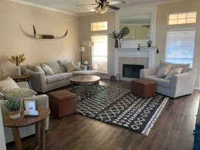 Home near Ft.Worth with Backyard Oasis - Image 2