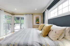 Stay in a Retro 1960's-Inspired Los Angeles Home - Image 3