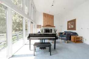 Spacious! Light & Lovely Chateau - Image 2