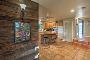 Beautiful Gated Winemaker’s Estate 1 mi to Historic Sonoma Town Square - Image 5