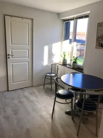 Cozy House with Free Parking (4 people) - Image 5