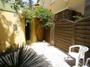 air-conditioned house, garden, 5 min walk from the beaches - Image 3