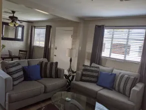 Charming Redbrick Cottage - Image 3