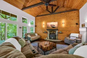 Lake Burton Cabin @ LaPrades | Hot Tub | Helen - Image 3