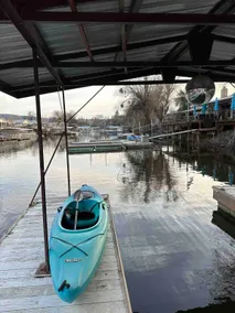 Clear Lake Getaway with Dock & Kayaks - Image 4